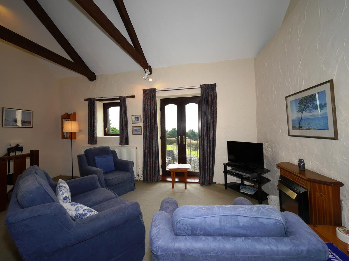 Kennacott Court Holiday Cottagesバッド エクステリア 写真