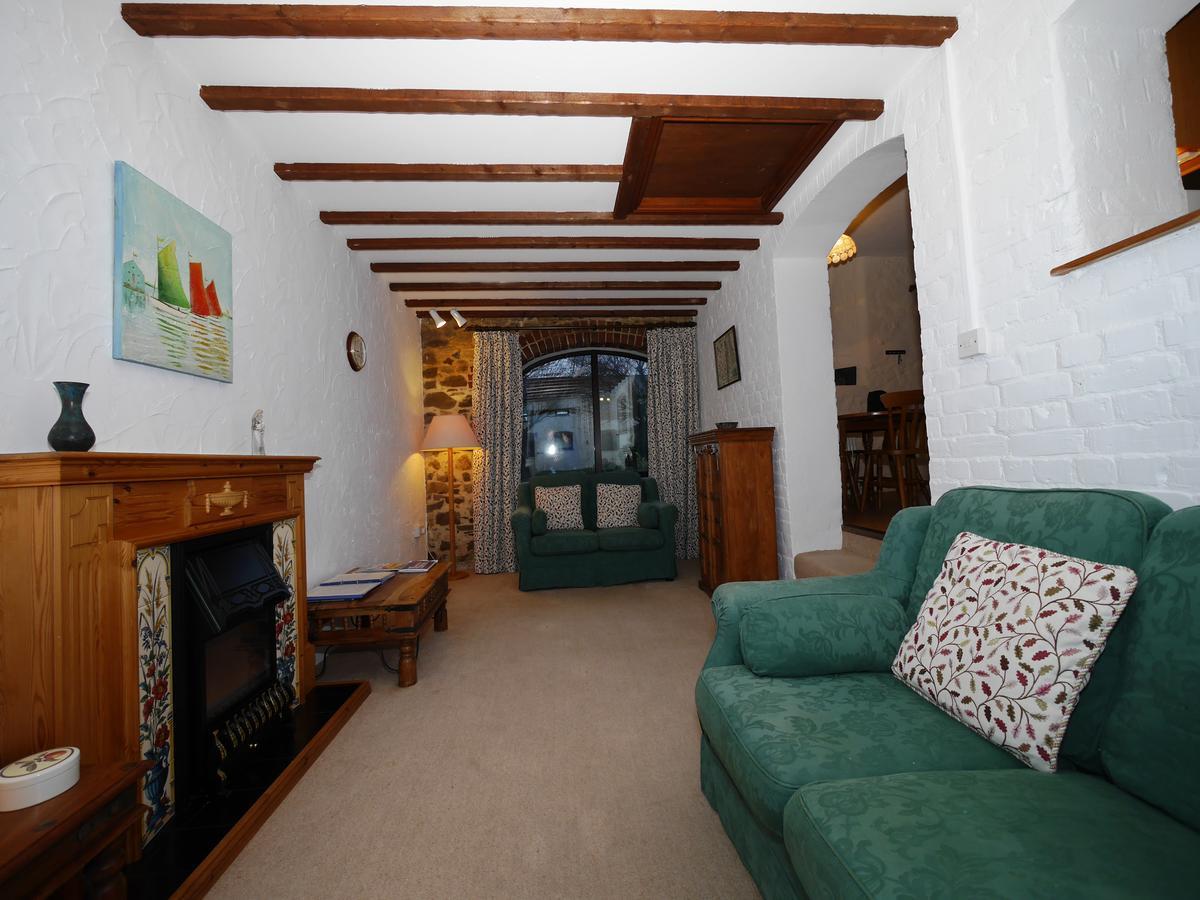 Kennacott Court Holiday Cottagesバッド エクステリア 写真