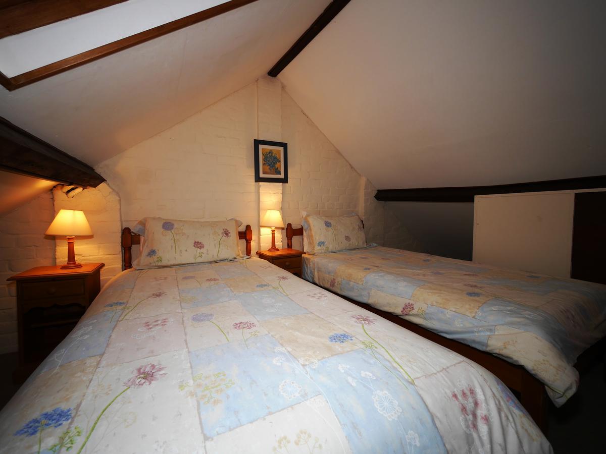 Kennacott Court Holiday Cottagesバッド エクステリア 写真