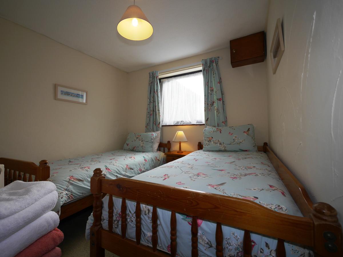 Kennacott Court Holiday Cottagesバッド エクステリア 写真