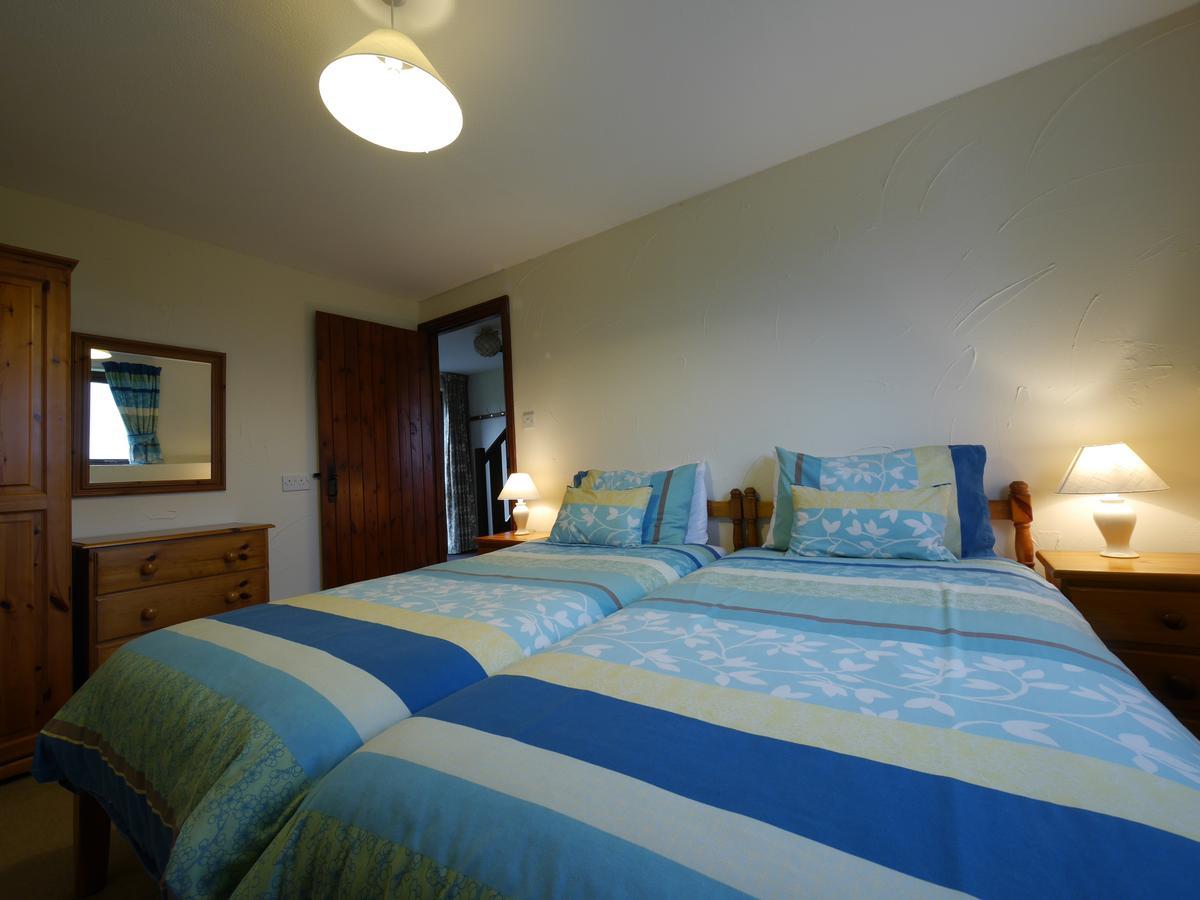 Kennacott Court Holiday Cottagesバッド エクステリア 写真