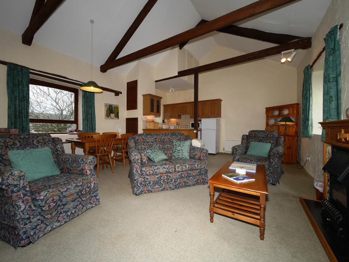 Kennacott Court Holiday Cottagesバッド エクステリア 写真