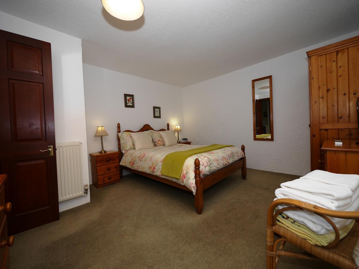 Kennacott Court Holiday Cottagesバッド エクステリア 写真