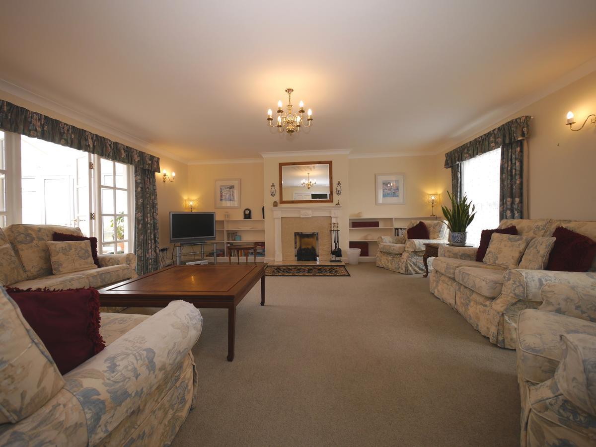 Kennacott Court Holiday Cottagesバッド エクステリア 写真