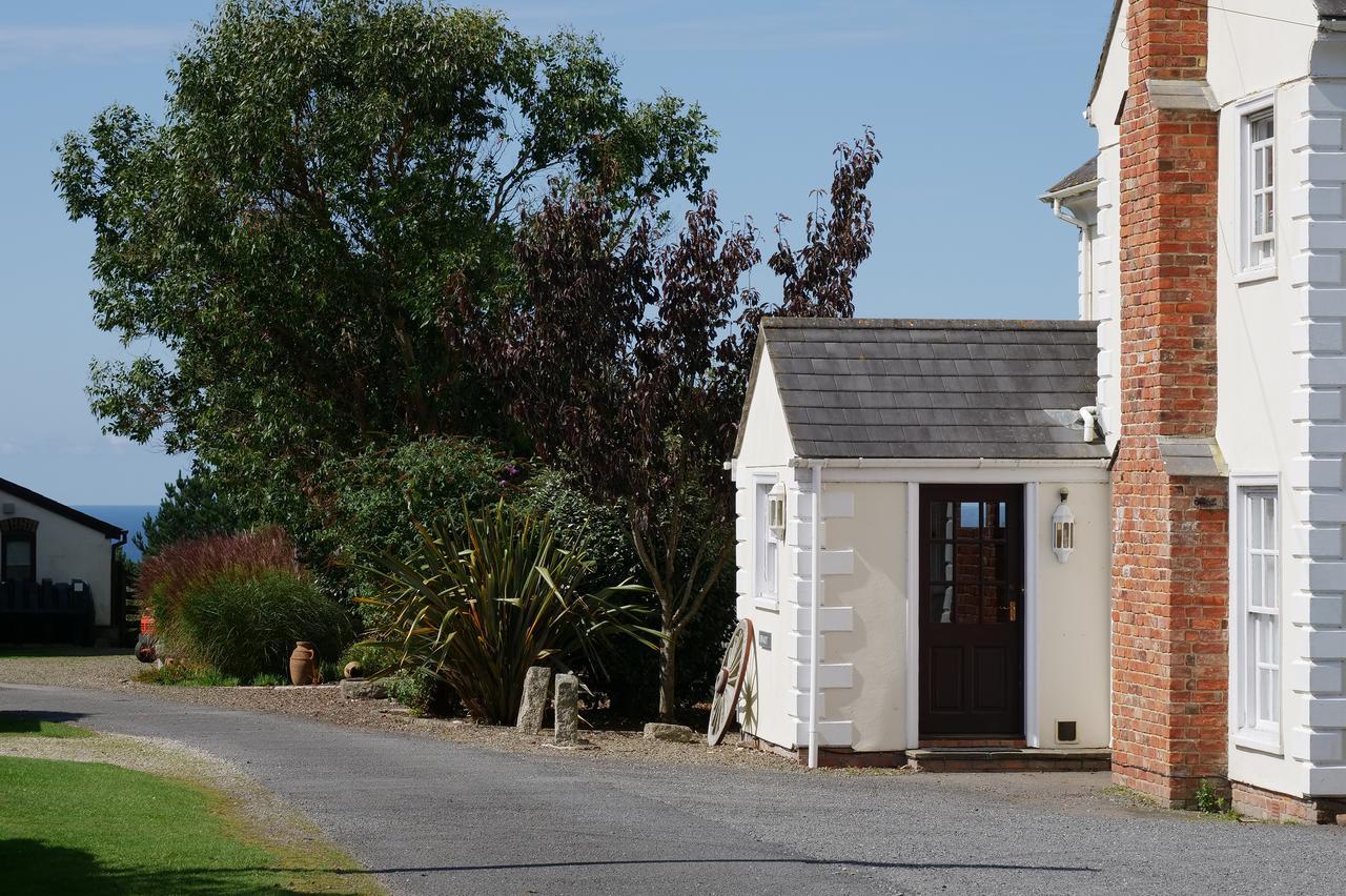 Kennacott Court Holiday Cottagesバッド エクステリア 写真